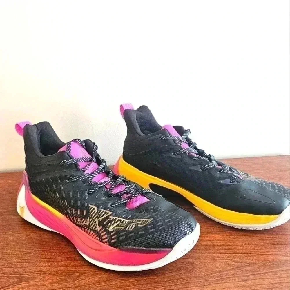 XTep Devil Sneakers EUC Size 9.5